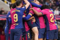 开云足球直播-曼联进攻火力全开,客场大胜对手连胜达到四轮