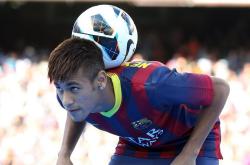 开云体育入口-北欧风暴与东方魔法，芬兰制霸威尔士，久保建英在意甲焦点战中接管比赛