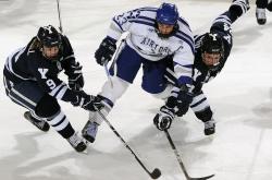 开云体育直播-绿茵与硬木的错位交锋，当欧冠半决赛的战术智慧击溃上海男篮