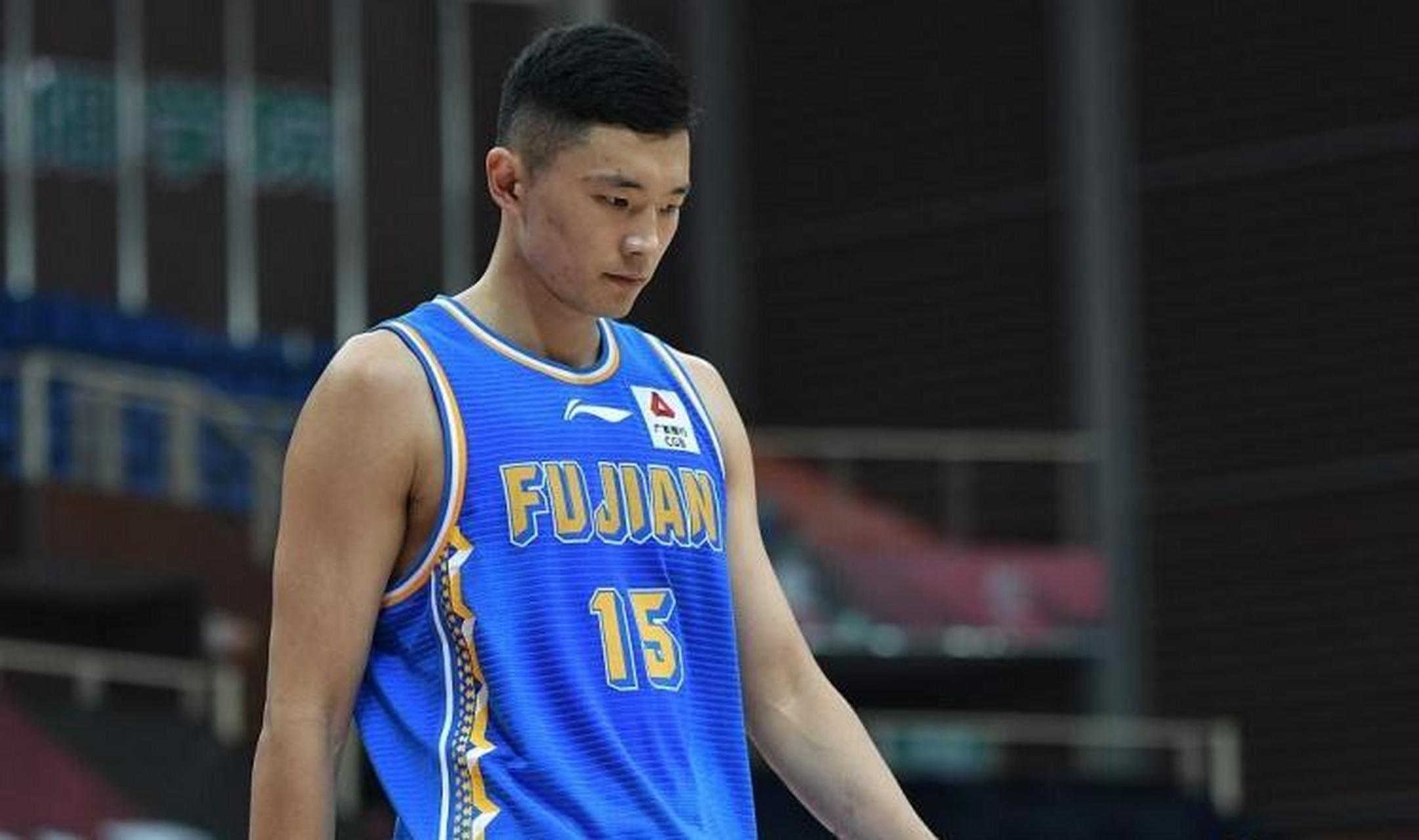 福建男篮客场逆袭,打破对手的强势势头的简单介绍 福建男篮客场逆袭,打破对手的强势势头的简单介绍