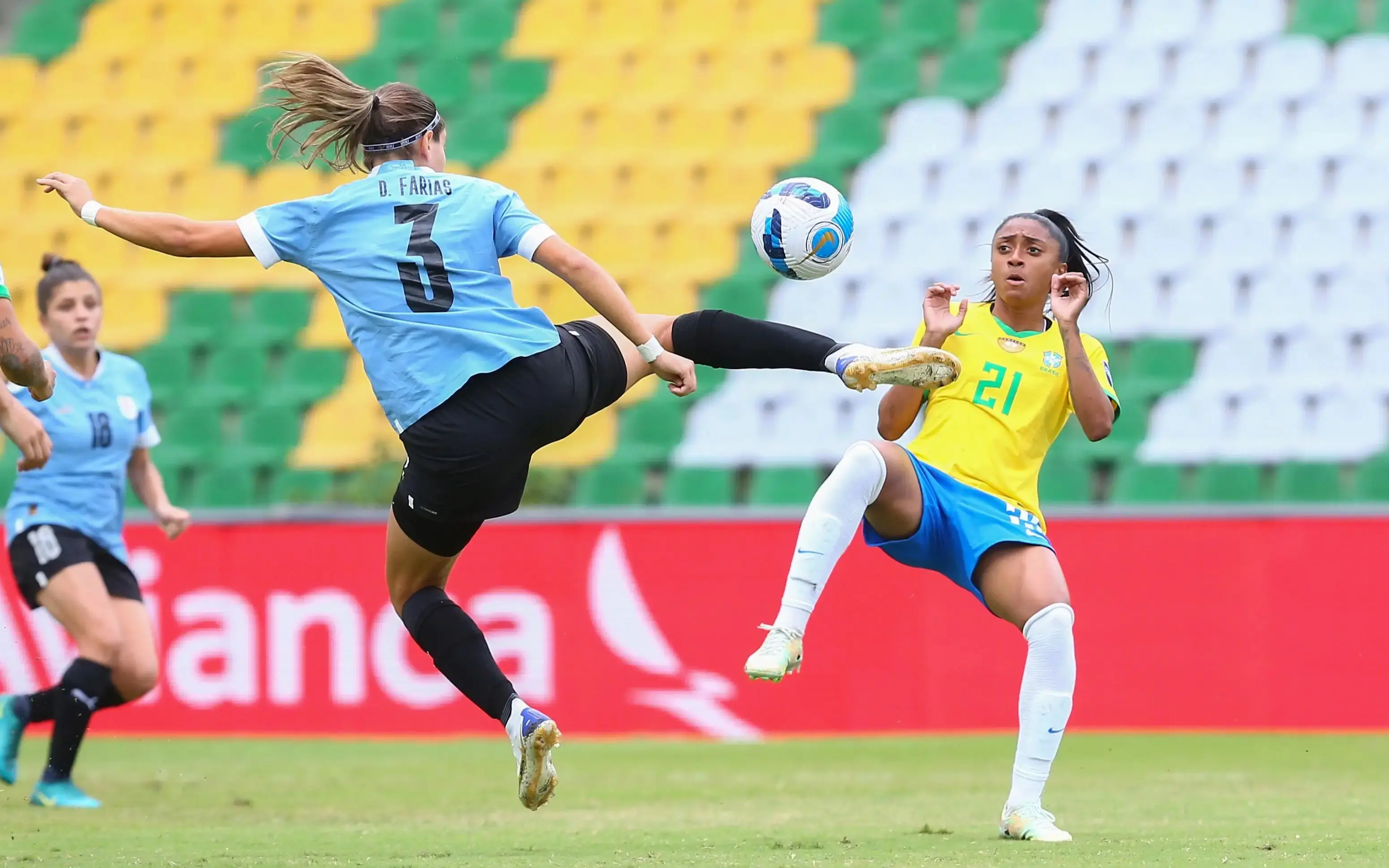 女足联赛赛事惊险刺激,球员实力较量的简单介绍 女足联赛赛事惊险刺激,球员实力较量的简单介绍