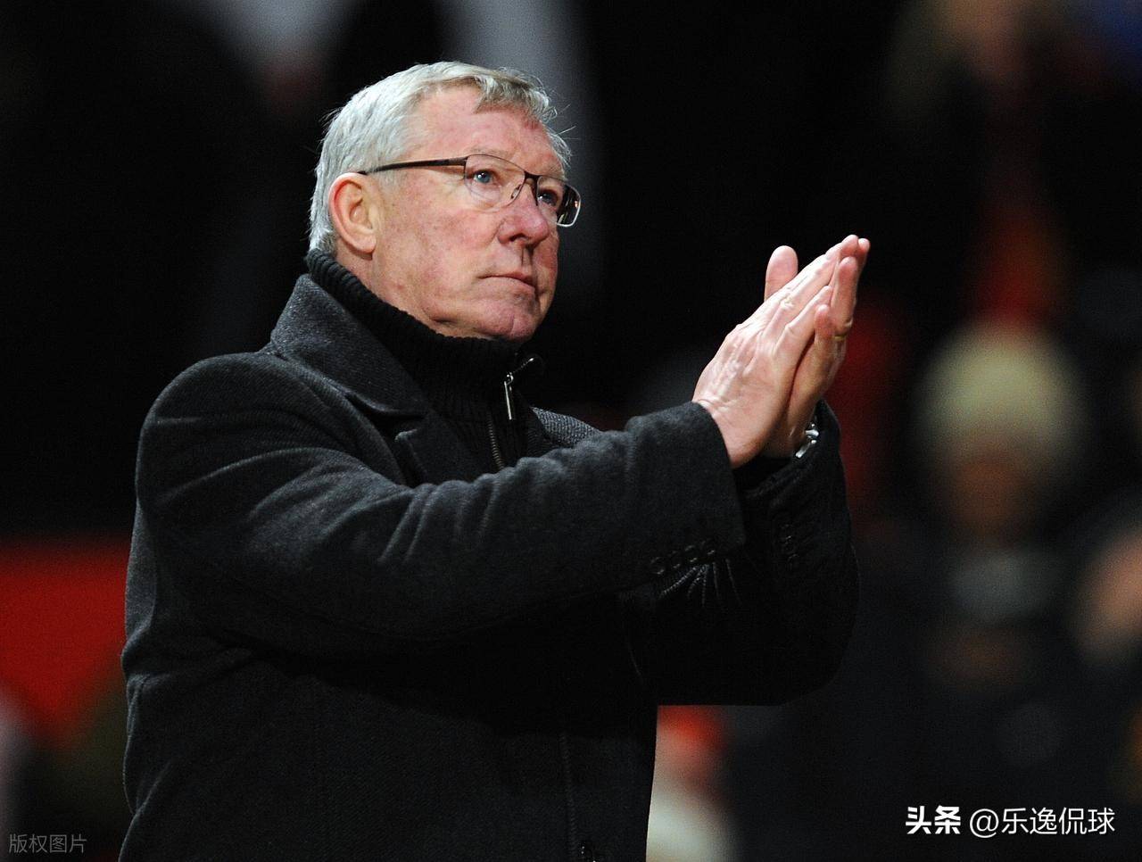 曼联主帅遭遇调整，拟引进新教练