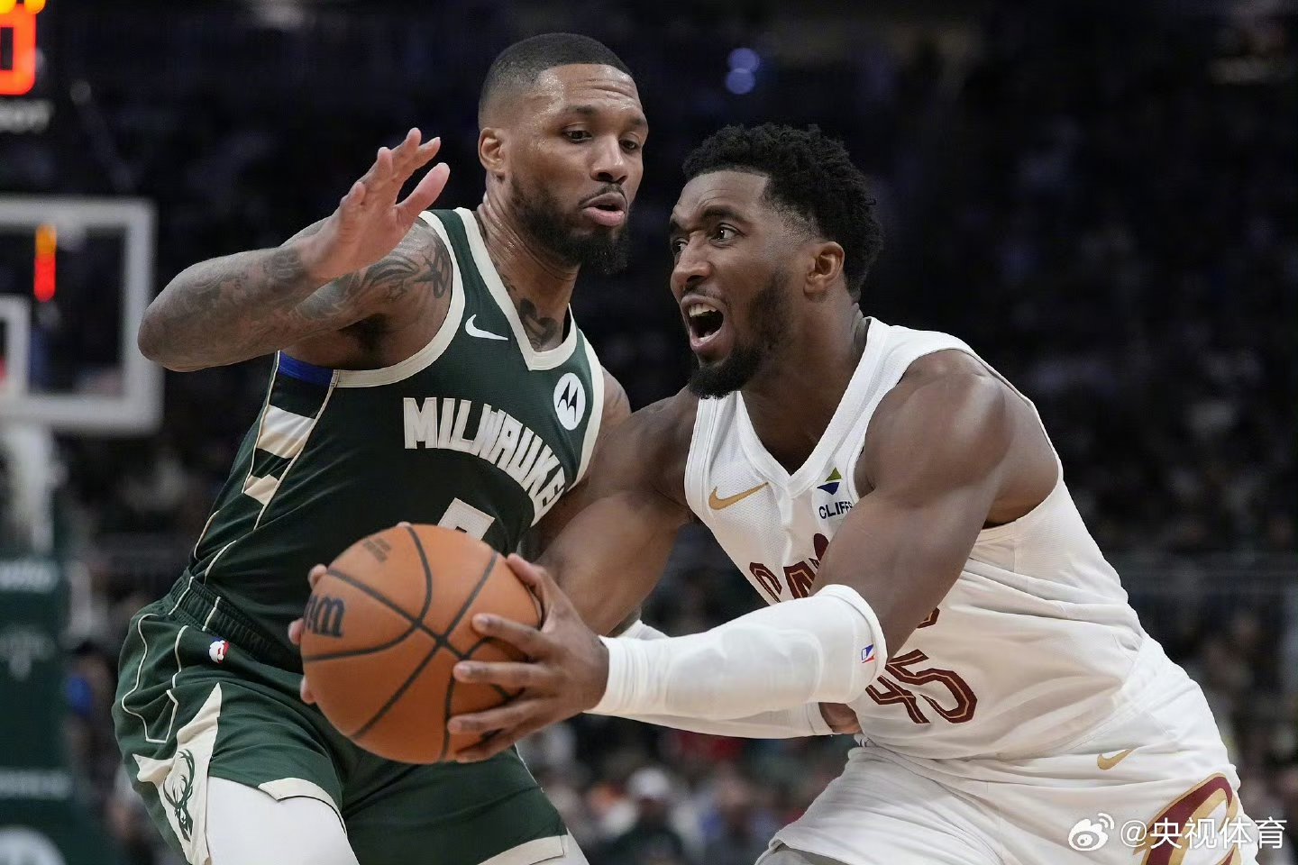 雄鹿击败开拓者，实现三连胜