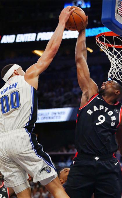 四川队绝杀魔术,范弗利特统治全场的简单介绍 四川队绝杀魔术,范弗利特统治全场的简单介绍