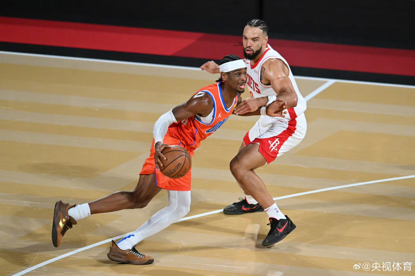 火箭队主场大胜，士气高昂备战下一场比赛的简单介绍