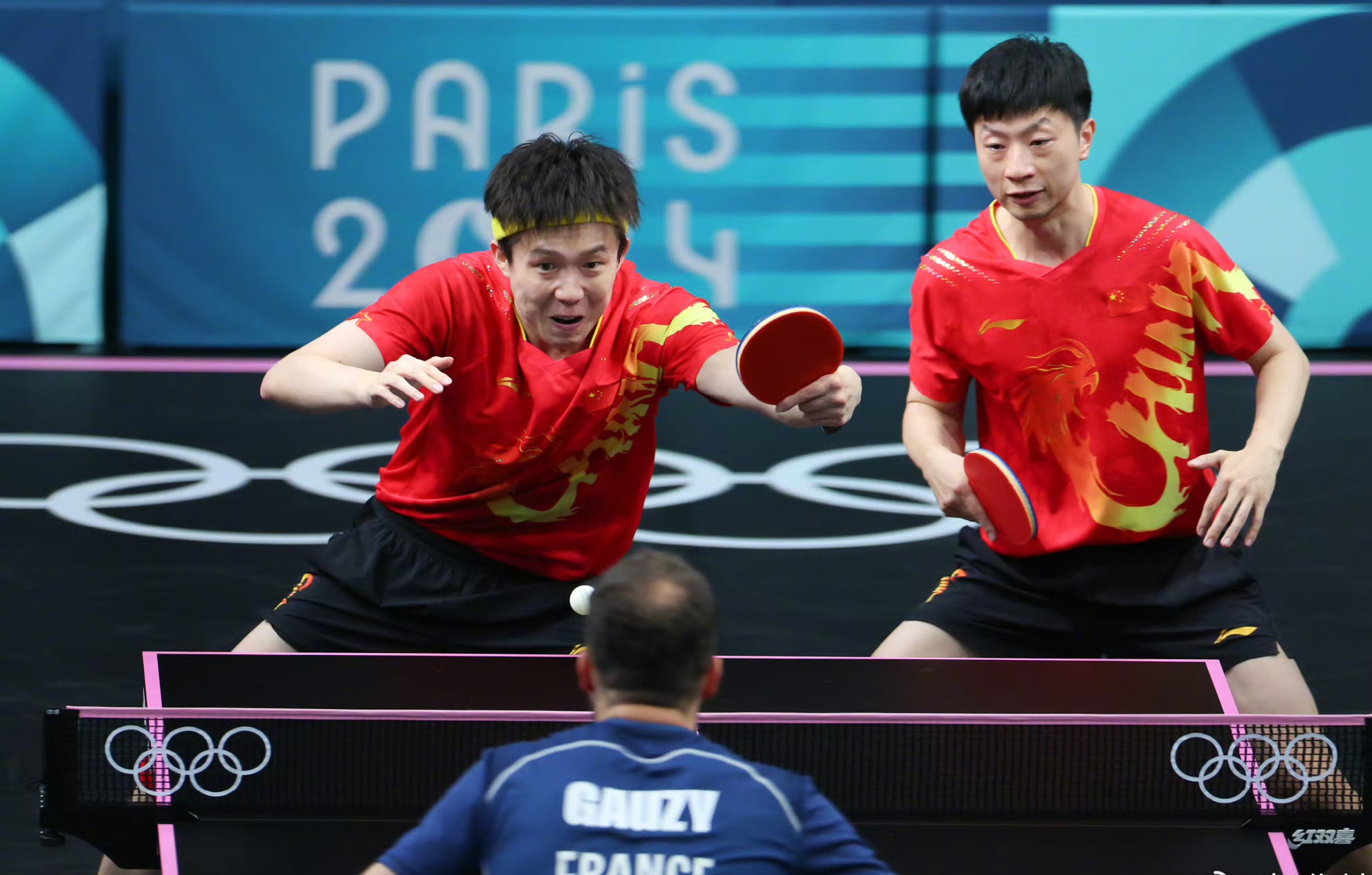 中国队完胜法国队，梁靖崑高光表现