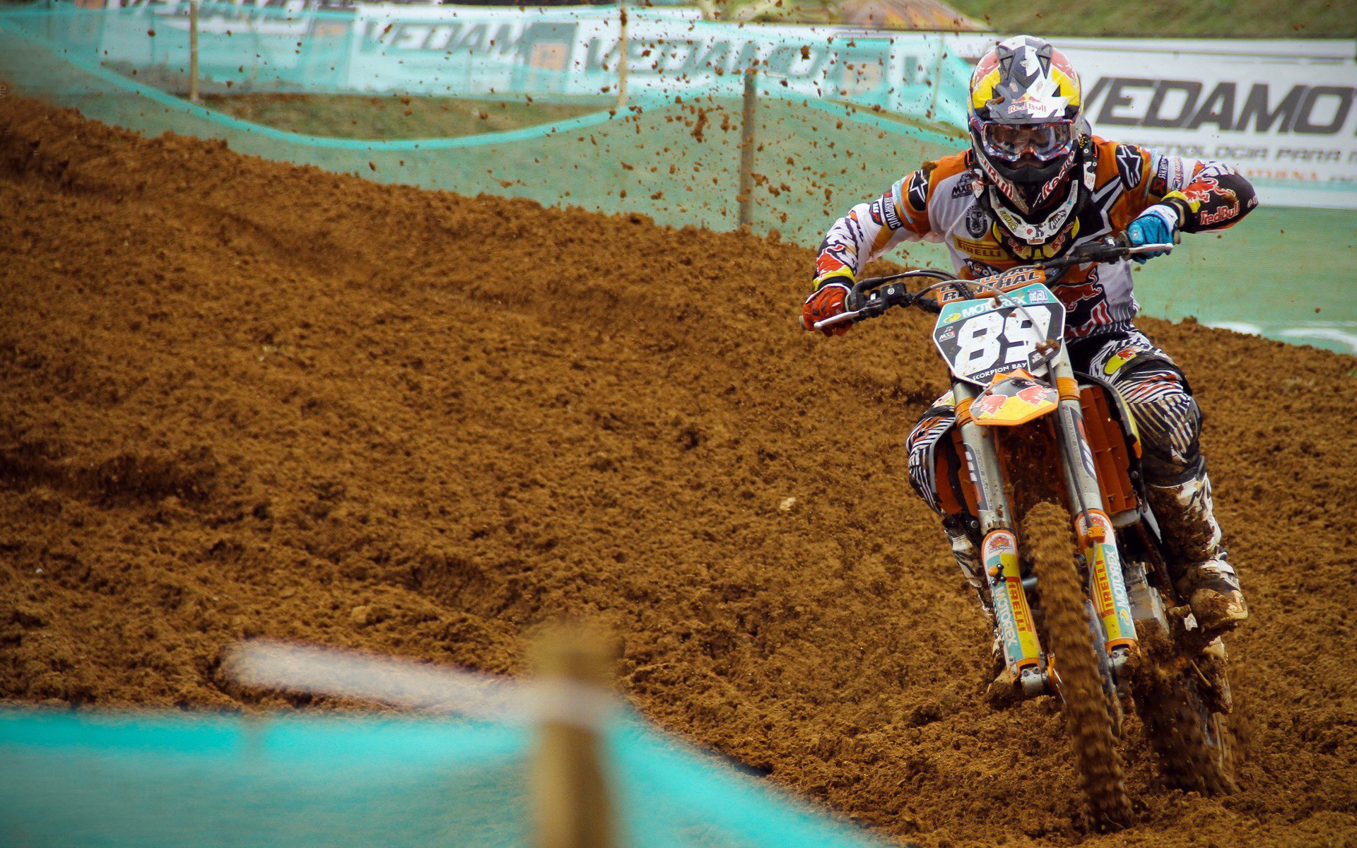 范弗利特稳定输出不掉线，雄鹿全面碾压活塞展现冠军底蕴