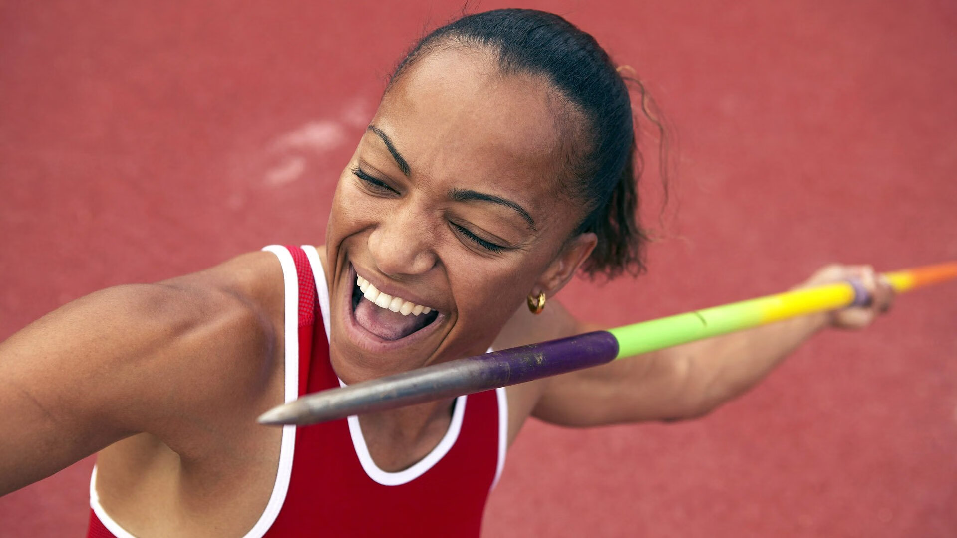 唯一的夜晚，当欧冠烽火遇上岭南铁骑，广东队在众神注视下征服广厦